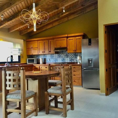 Hotel Brisas De Sol Pátzcuaro Zewnętrze zdjęcie