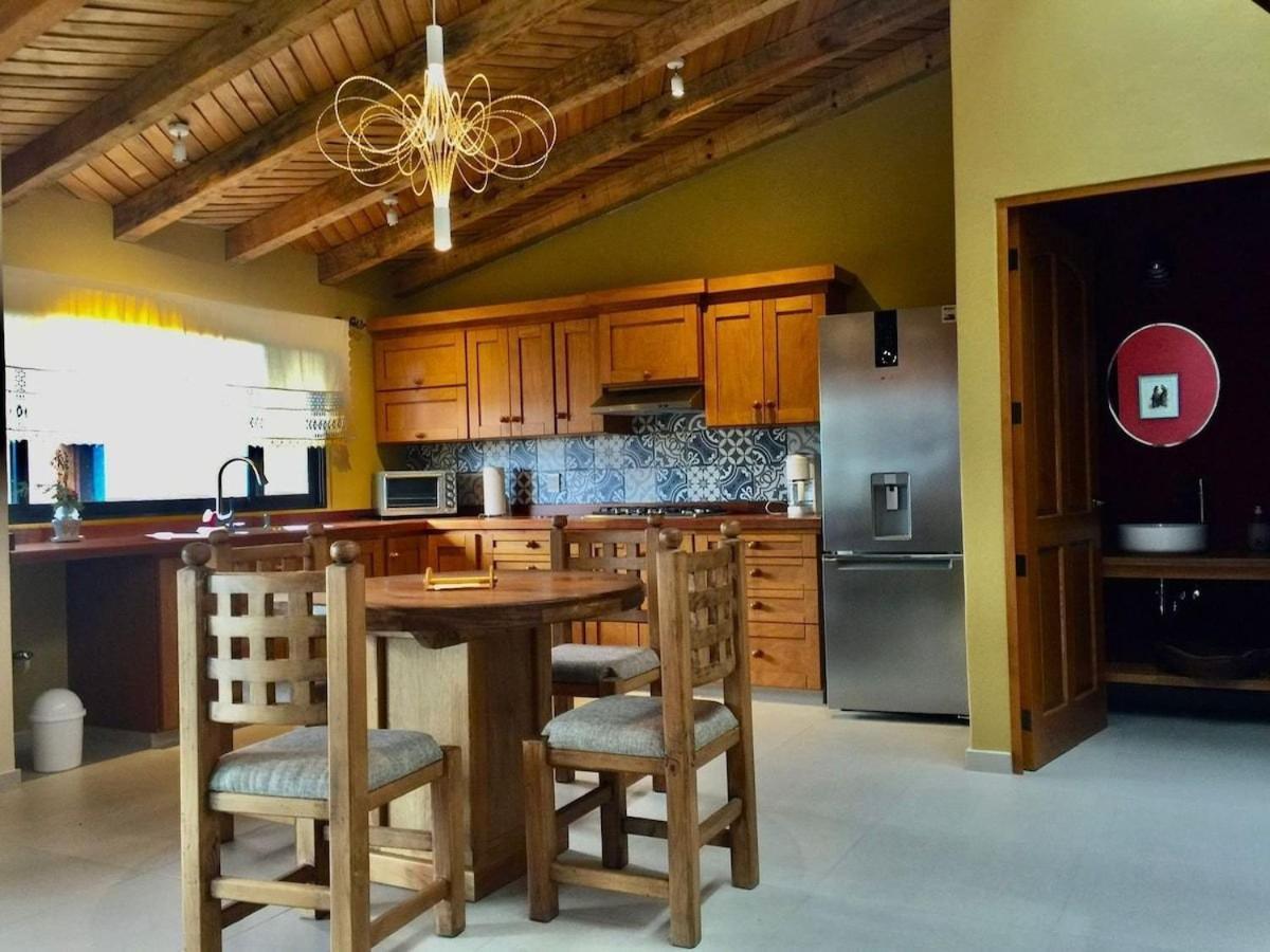 Hotel Brisas De Sol Pátzcuaro Zewnętrze zdjęcie